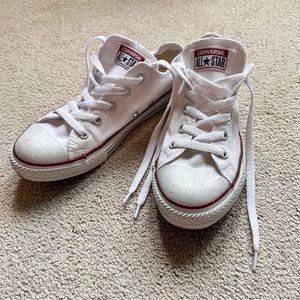 Converse White Junior’s Shoreline Sneakers Size 3